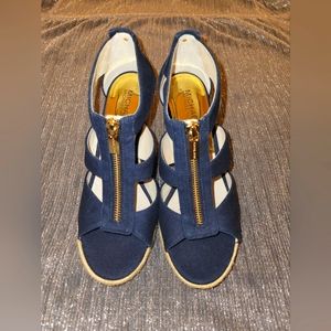 Michael Kors Size 7 Blue Wedge Sandals